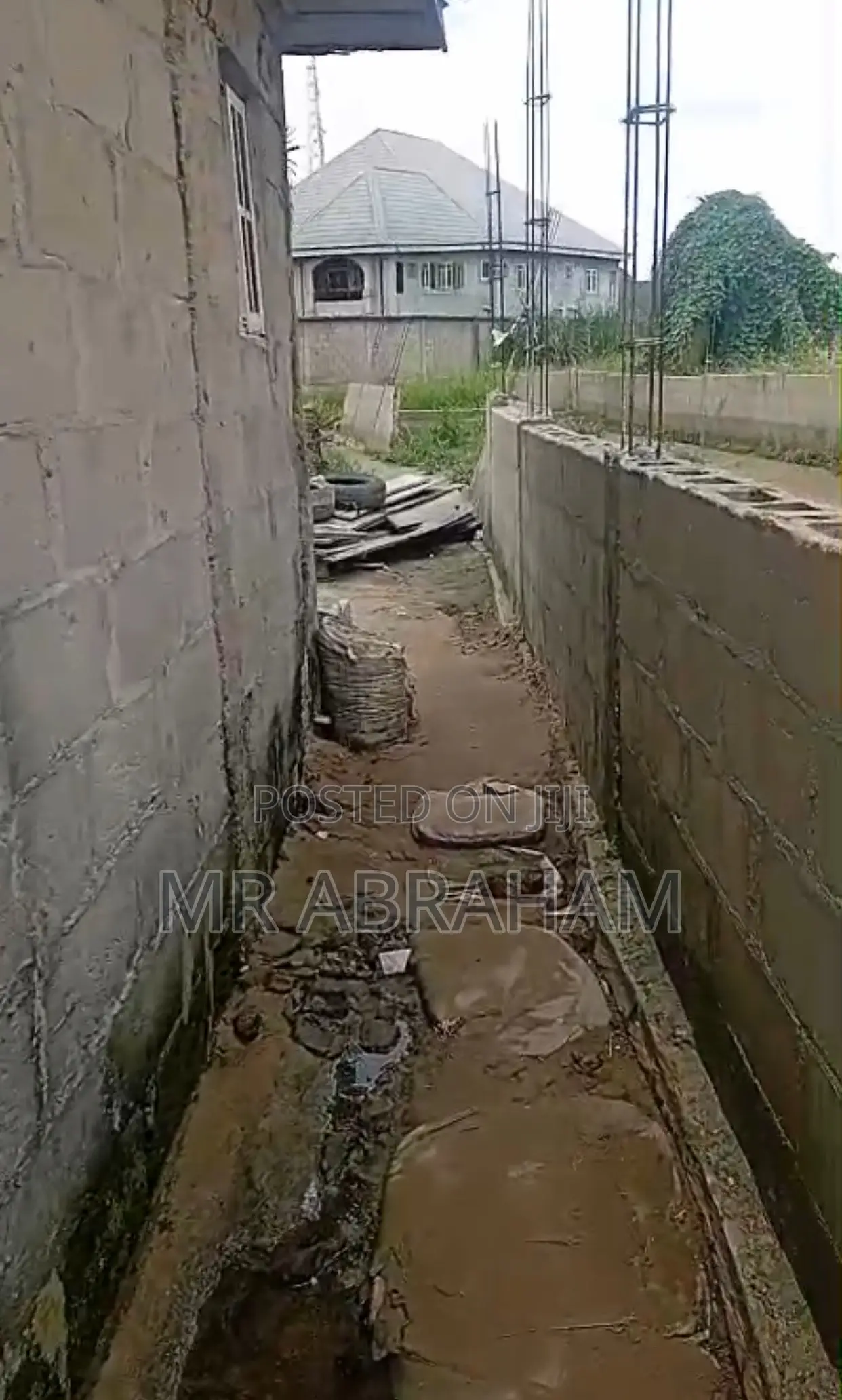 2bdrm Bungalow in Iyana School, Iba, for sale
