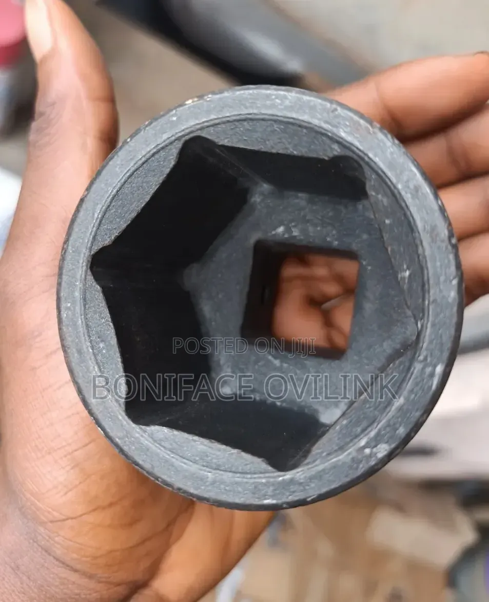 1-15/16" (49mm) Impact Heavy Duty Socket With 1" Drive
