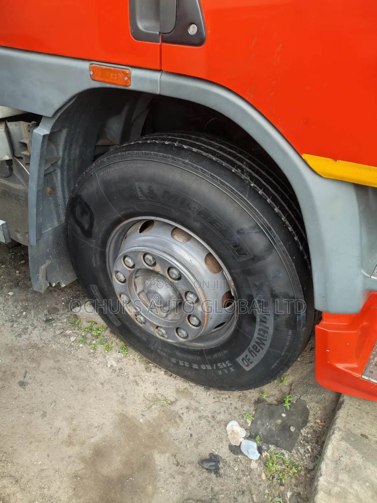 DAF 75 Container Body 6 Tyers 10 Bolts