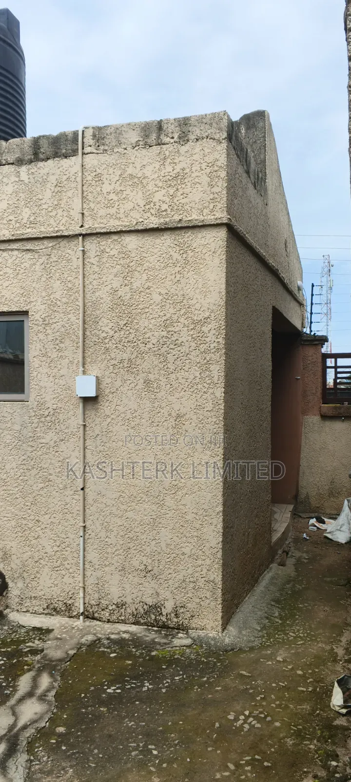 6bdrm House in Global Suite, Bwari / Bwari for sale