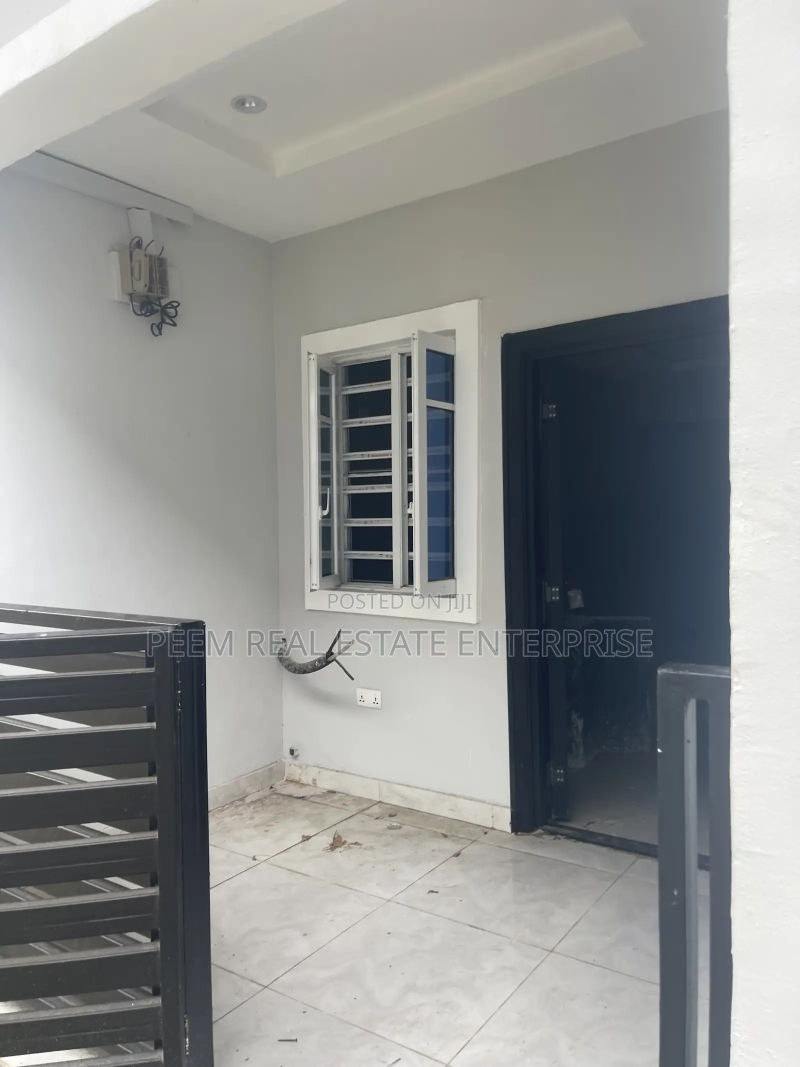 2bdrm Apartment in Oko Luxury Apartment, Benin City for rent