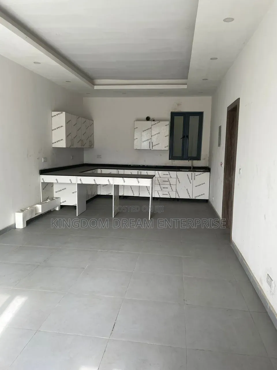 2bdrm Apartment in Agungi Lekki Lagos for rent