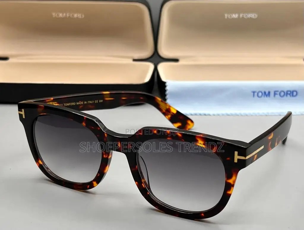 Retro Sunglasses With Vintage Rim