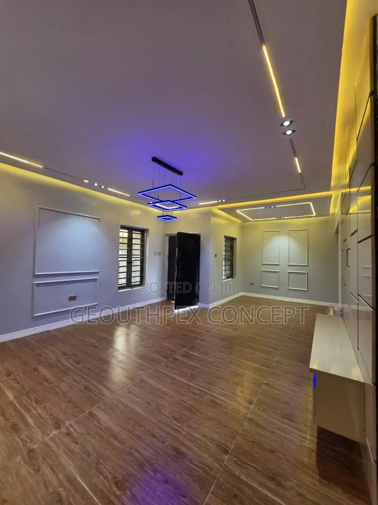 4bdrm Bungalow in Akoto Estate for sale