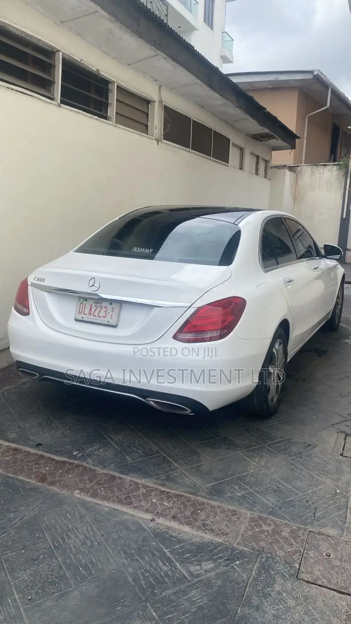 Mercedes-Benz C300 Luxury 4Matic Sedan AWD (2.0L 4cyl 7A) 2016 White