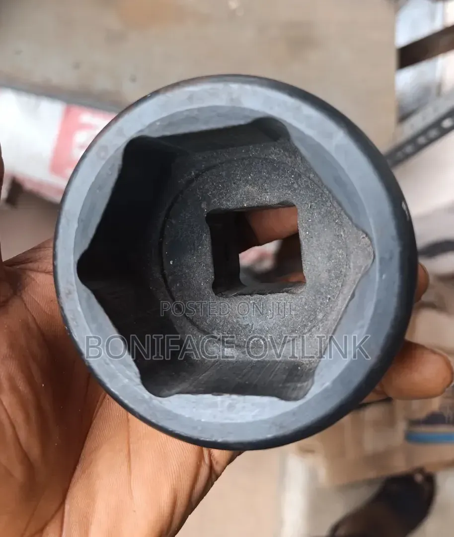 2-5/16" ( 59mm) Socket Heavy Duty / 1-Inch Drive