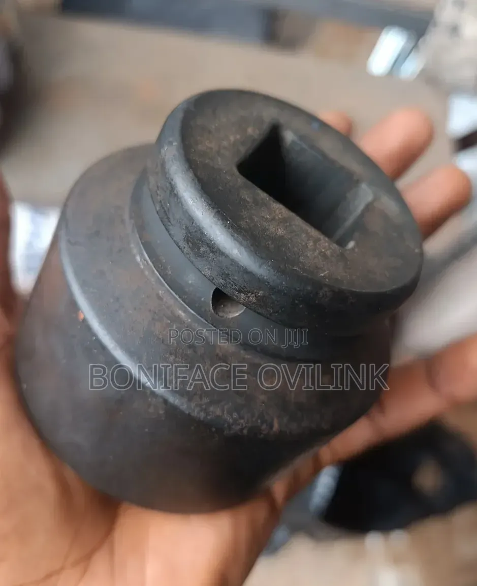 2-5/16" ( 59mm) Socket Heavy Duty / 1-Inch Drive