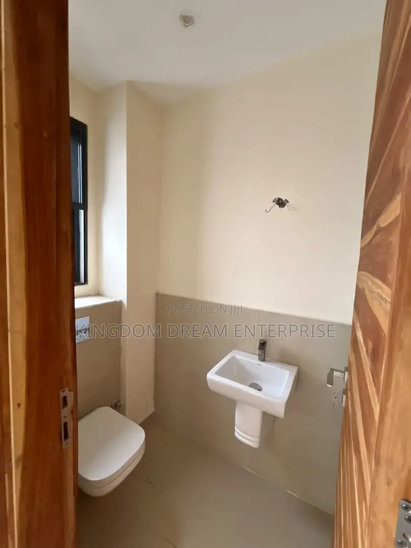 1bdrm Apartment in Victoria Island, Saka Tinubu for rent