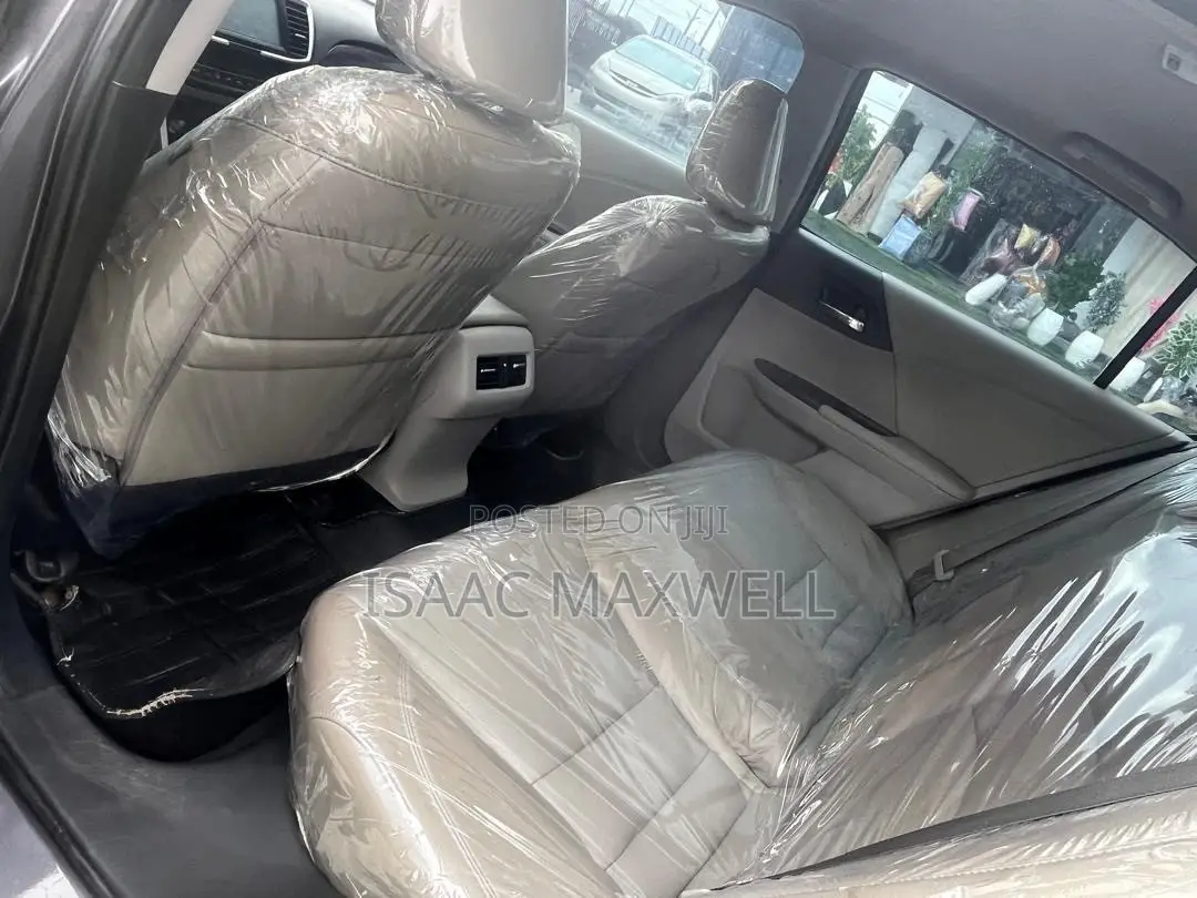 Honda Accord 2016 Gray