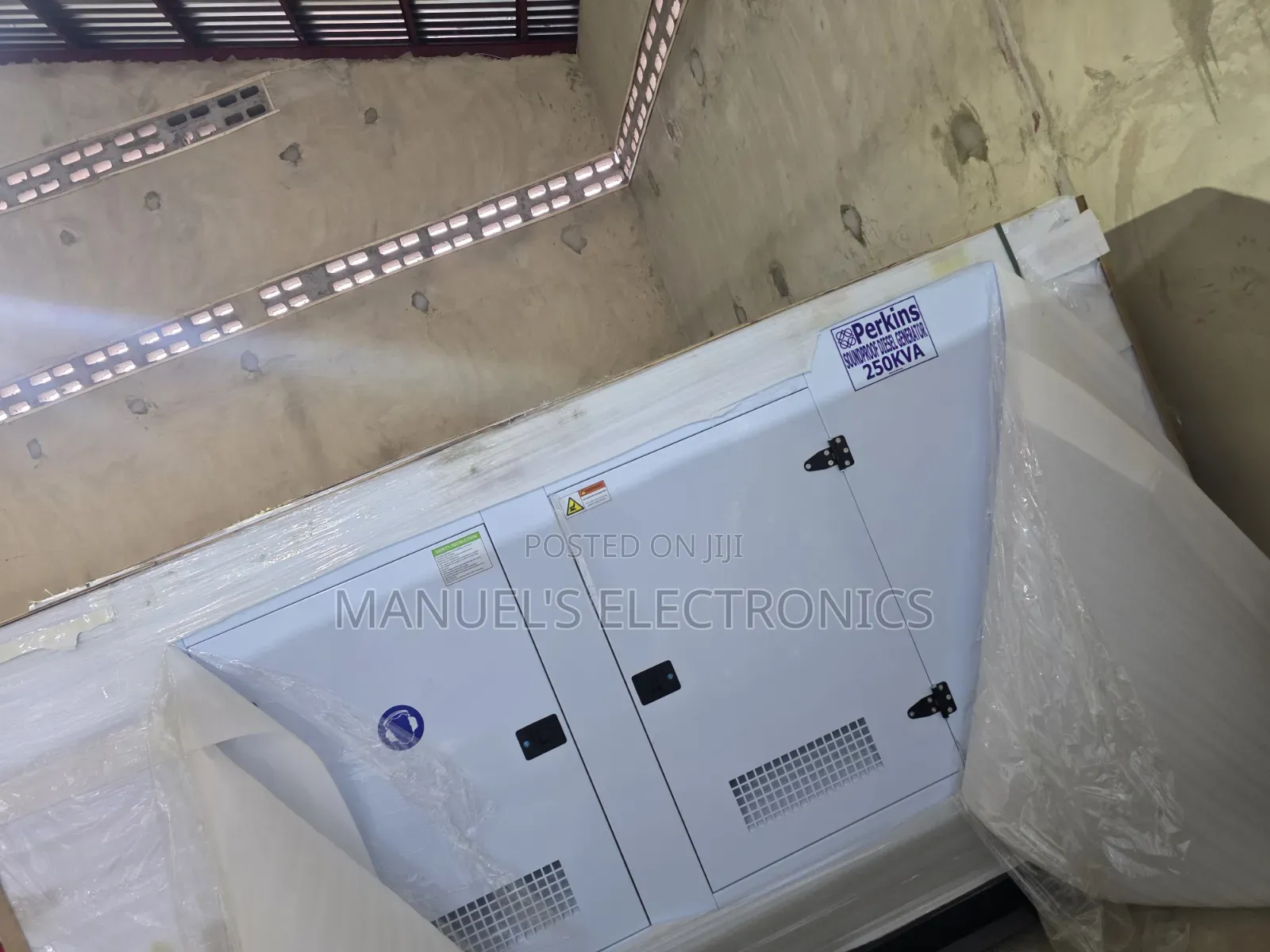 (Sp250kva)Brand New Perkins Diesel Soundproof Generator 2years Wty