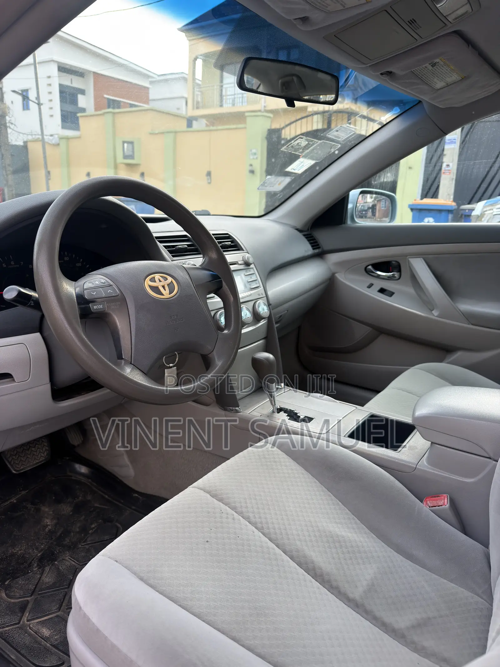 Toyota Camry 2018 Blue