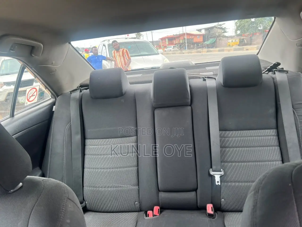 Toyota Camry LE 4dr Sedan (2.5L 4cyl 6A) 2015 Gray