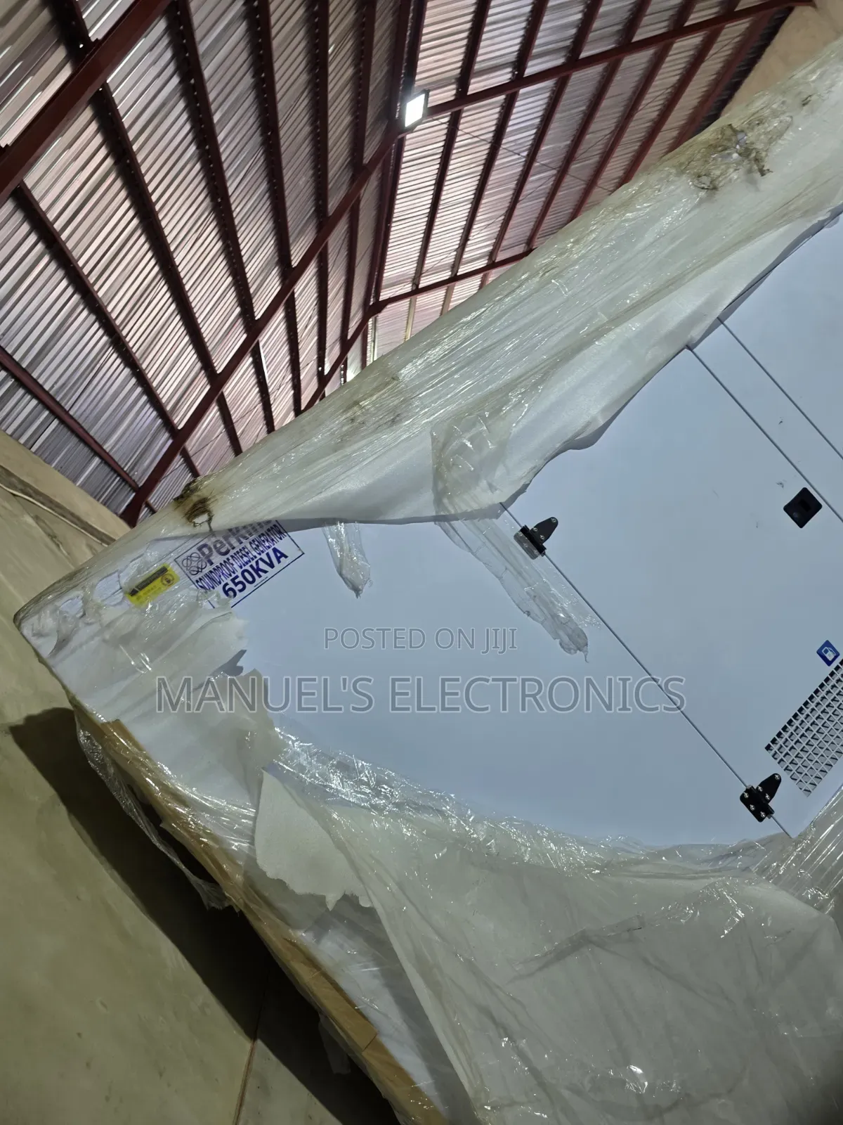 《》Heavy Duty 650kva Brand New Perkins Diesel Soundproof Generator
