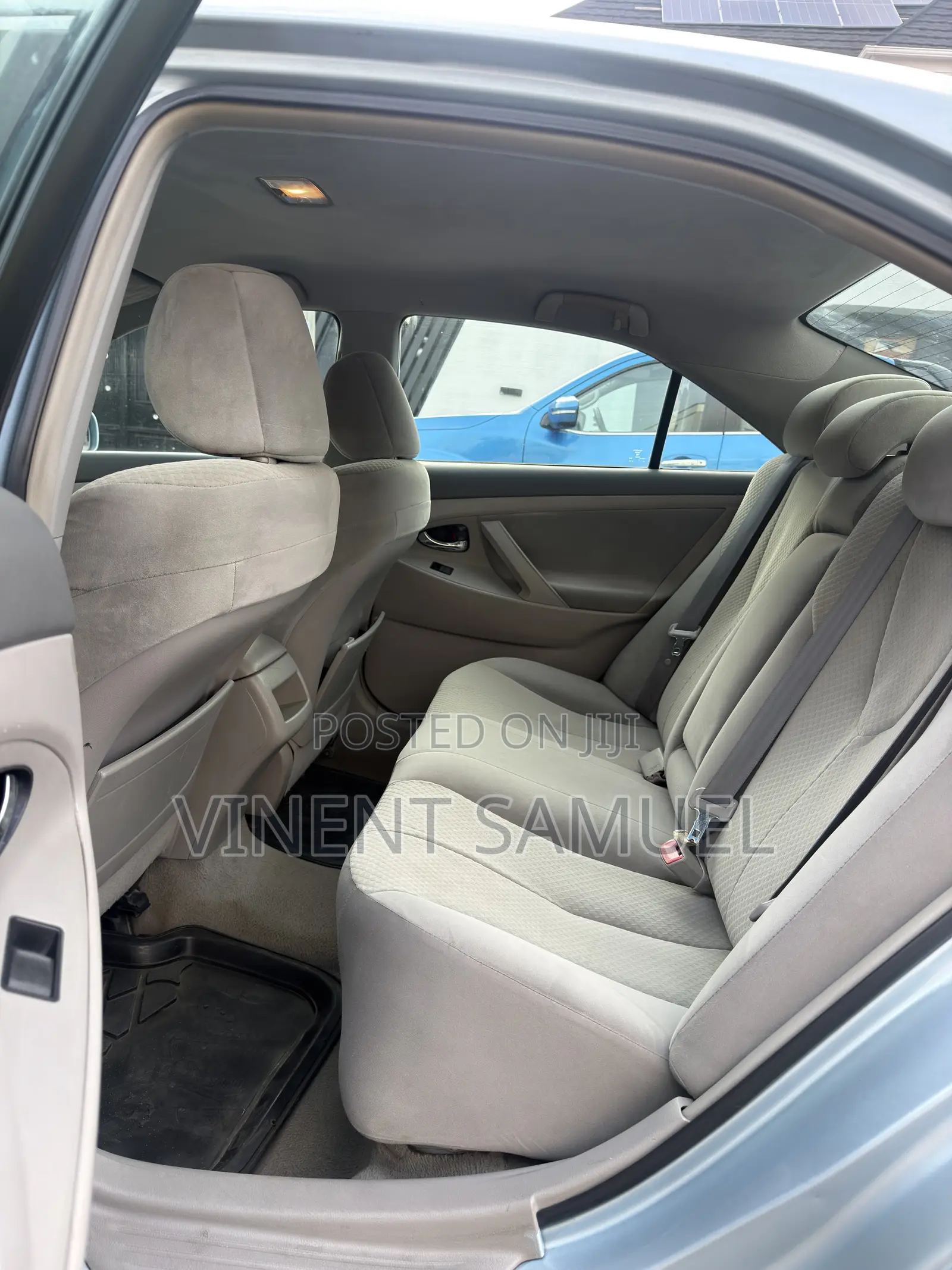 Toyota Camry 2018 Blue
