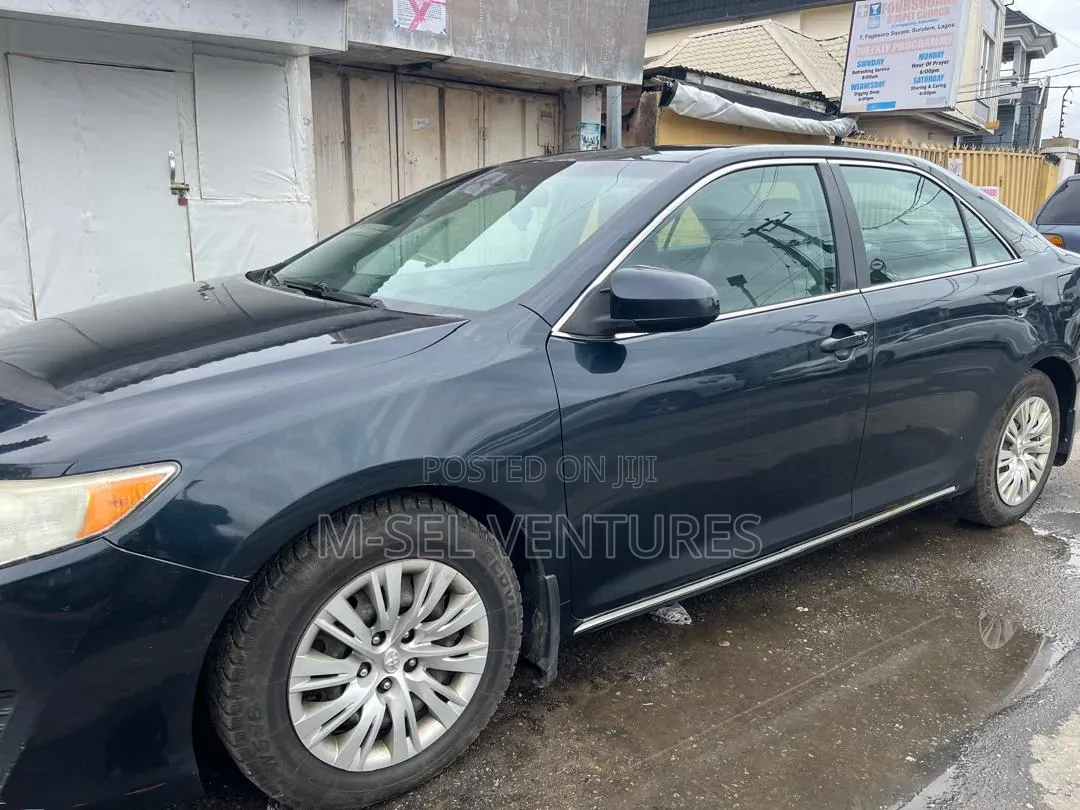 Toyota Camry 2013 Gray