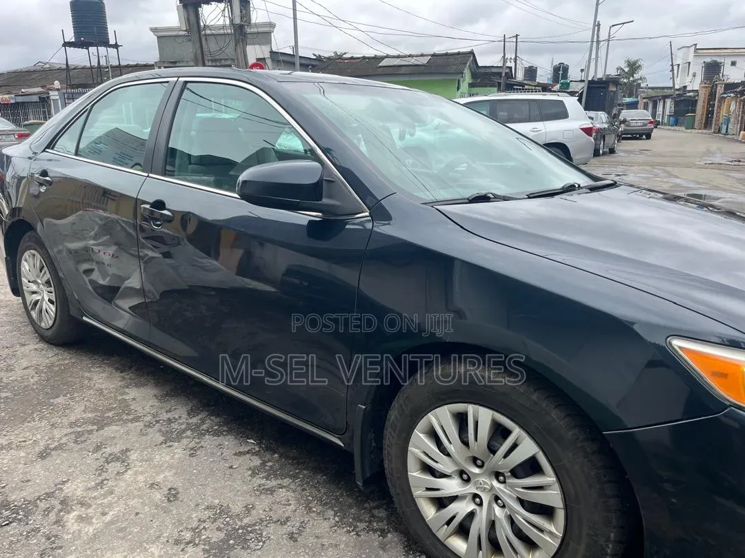 Toyota Camry 2013 Gray