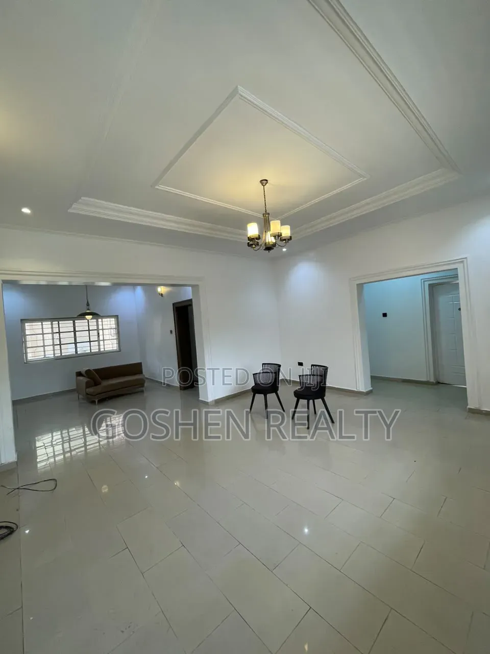 2bdrm Block of Flats in Utako Main for rent