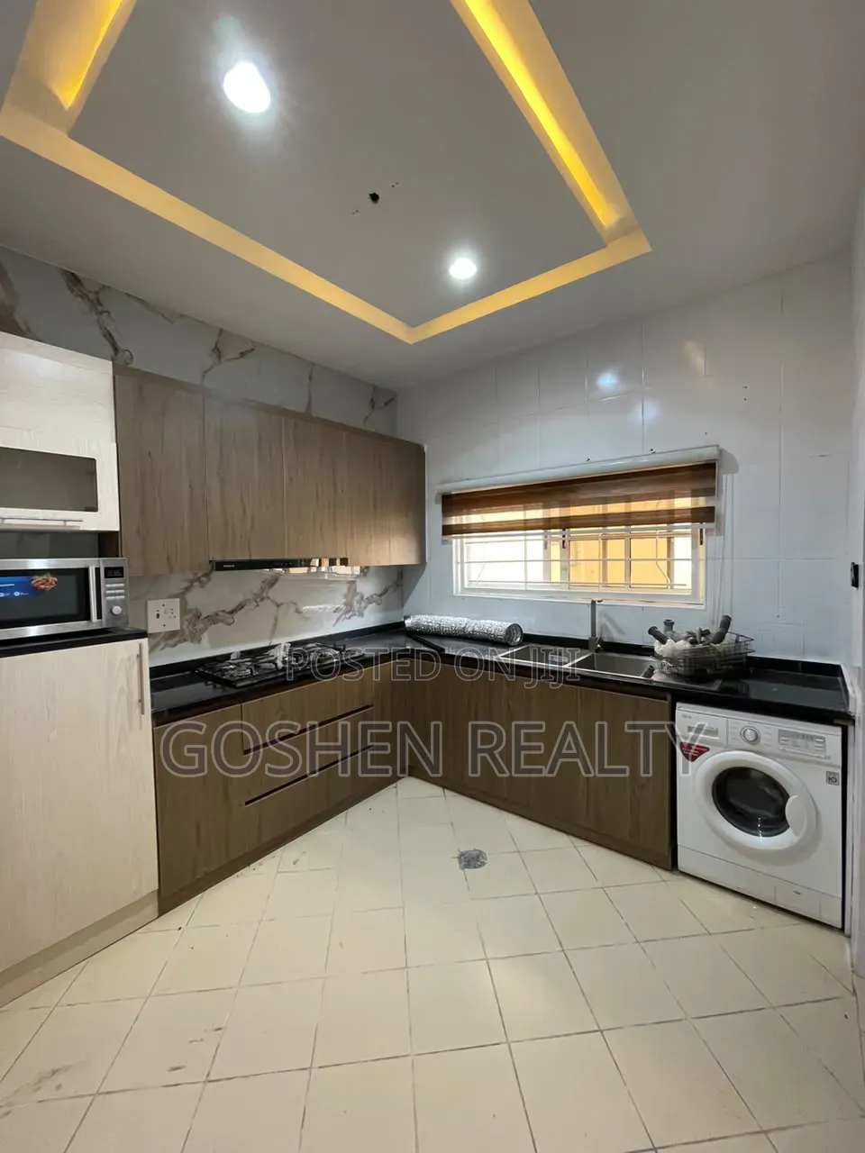 2bdrm Block of Flats in Utako Main for rent