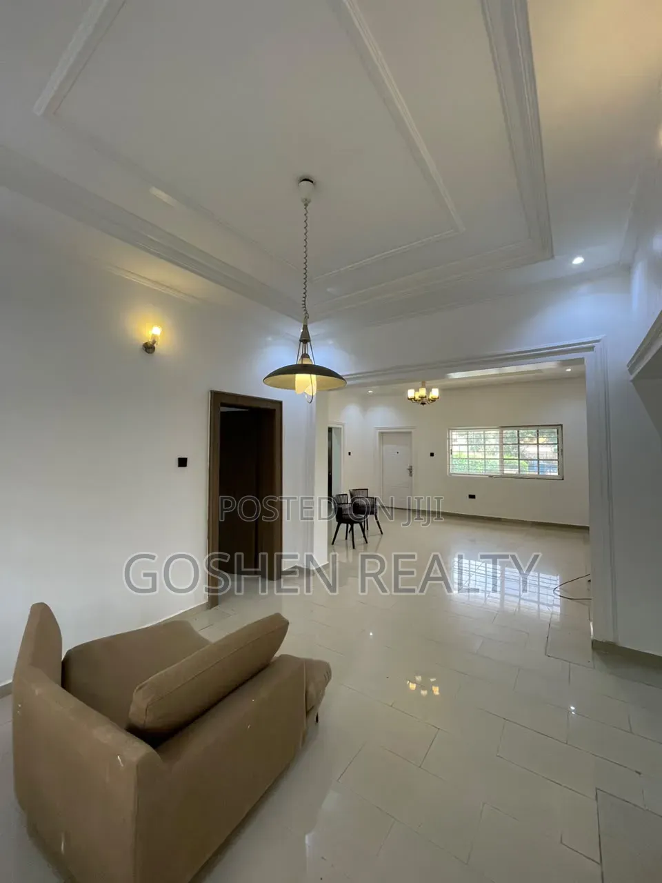 2bdrm Block of Flats in Utako Main for rent