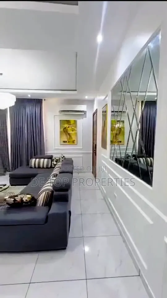 2bdrm Duplex in Ologolo Lekki for rent