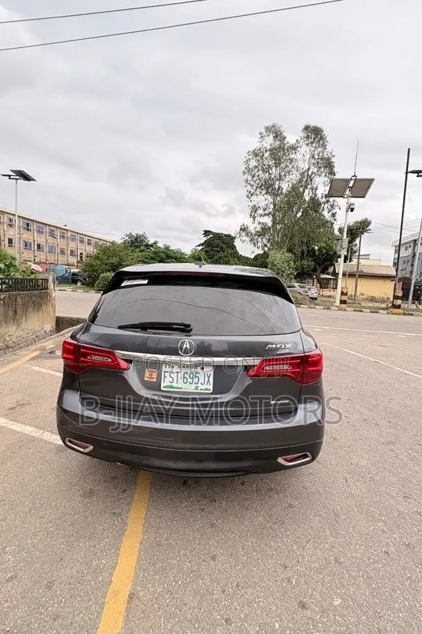 Acura MDX SUV 4dr FWD (3.5L 6cyl 9A) 2016 Gray