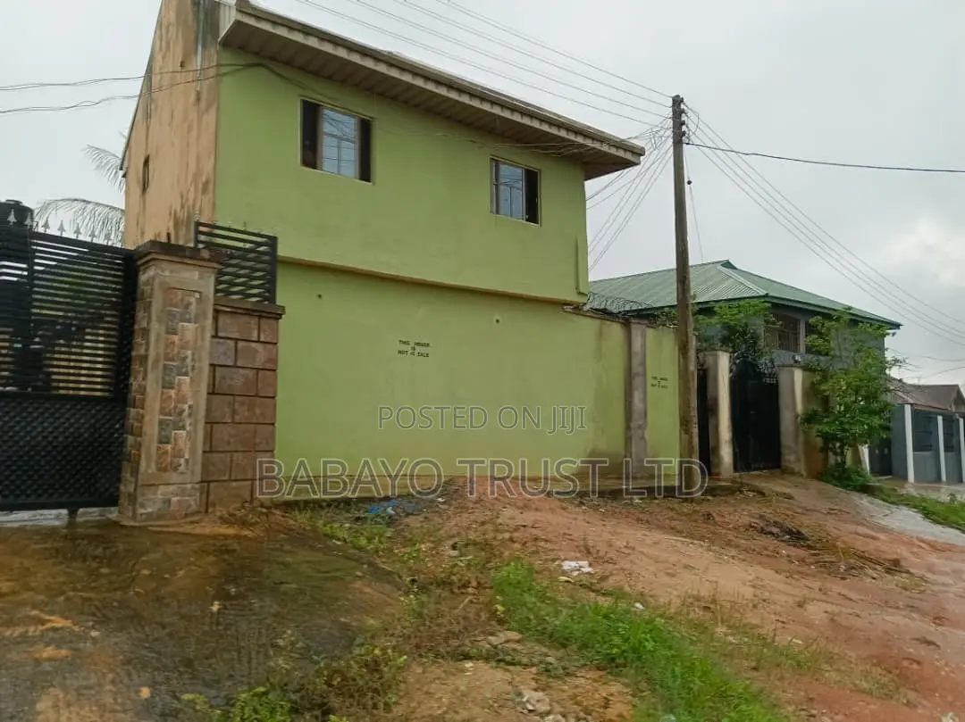 7bdrm Block of Flats in Iduowina, Benin City for sale