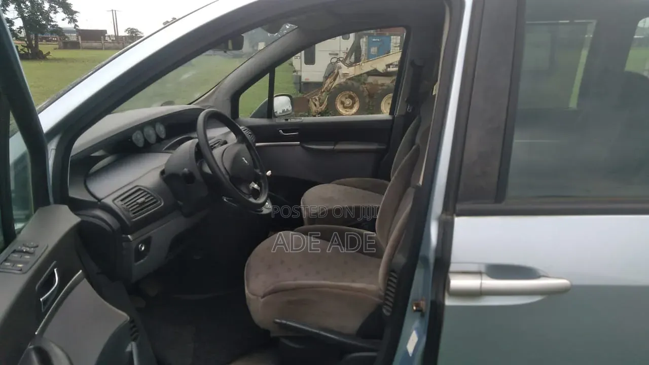 Peugeot 807 2005 Silver