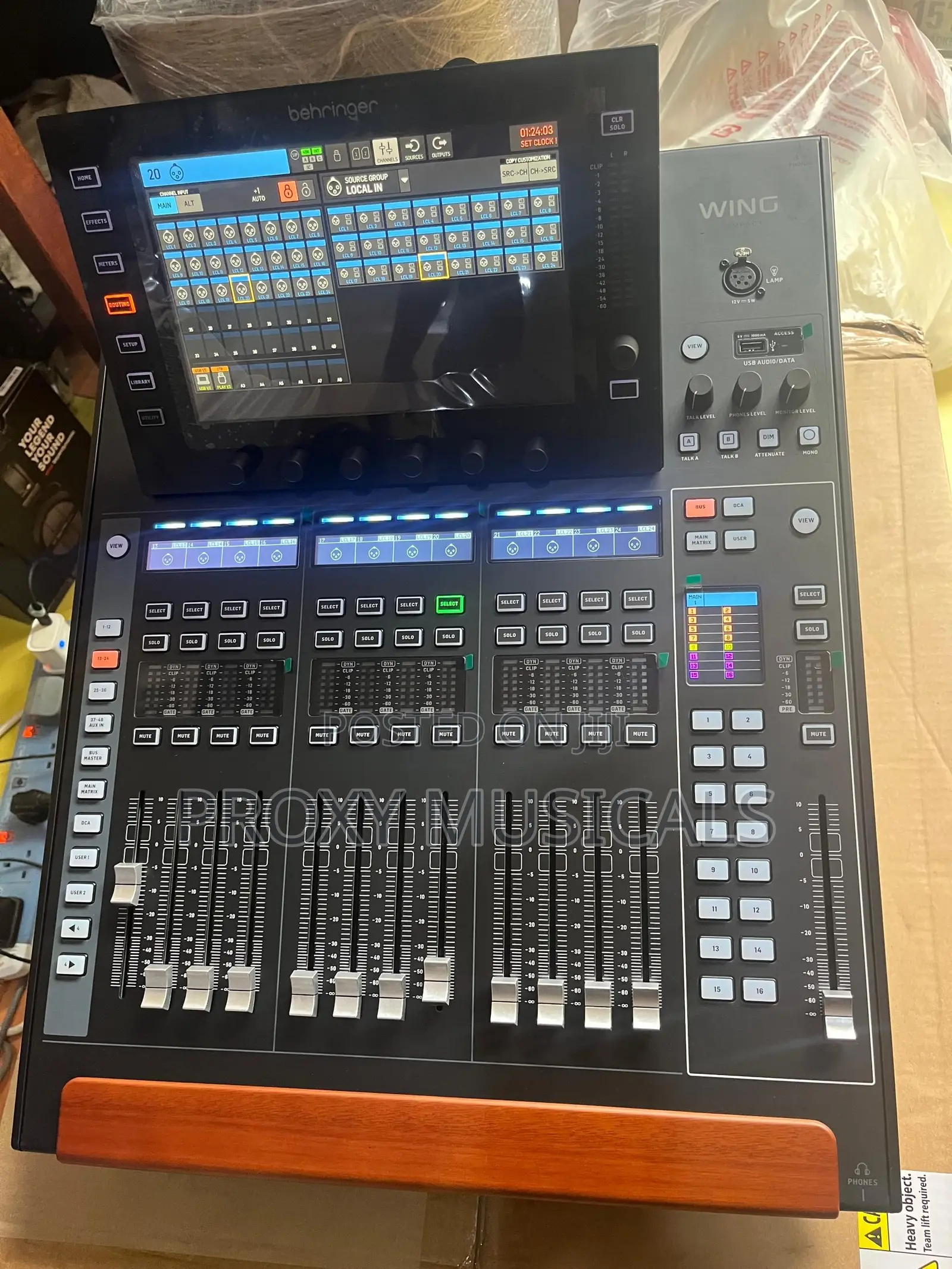 Behringer Wing Compact Digital Mixer