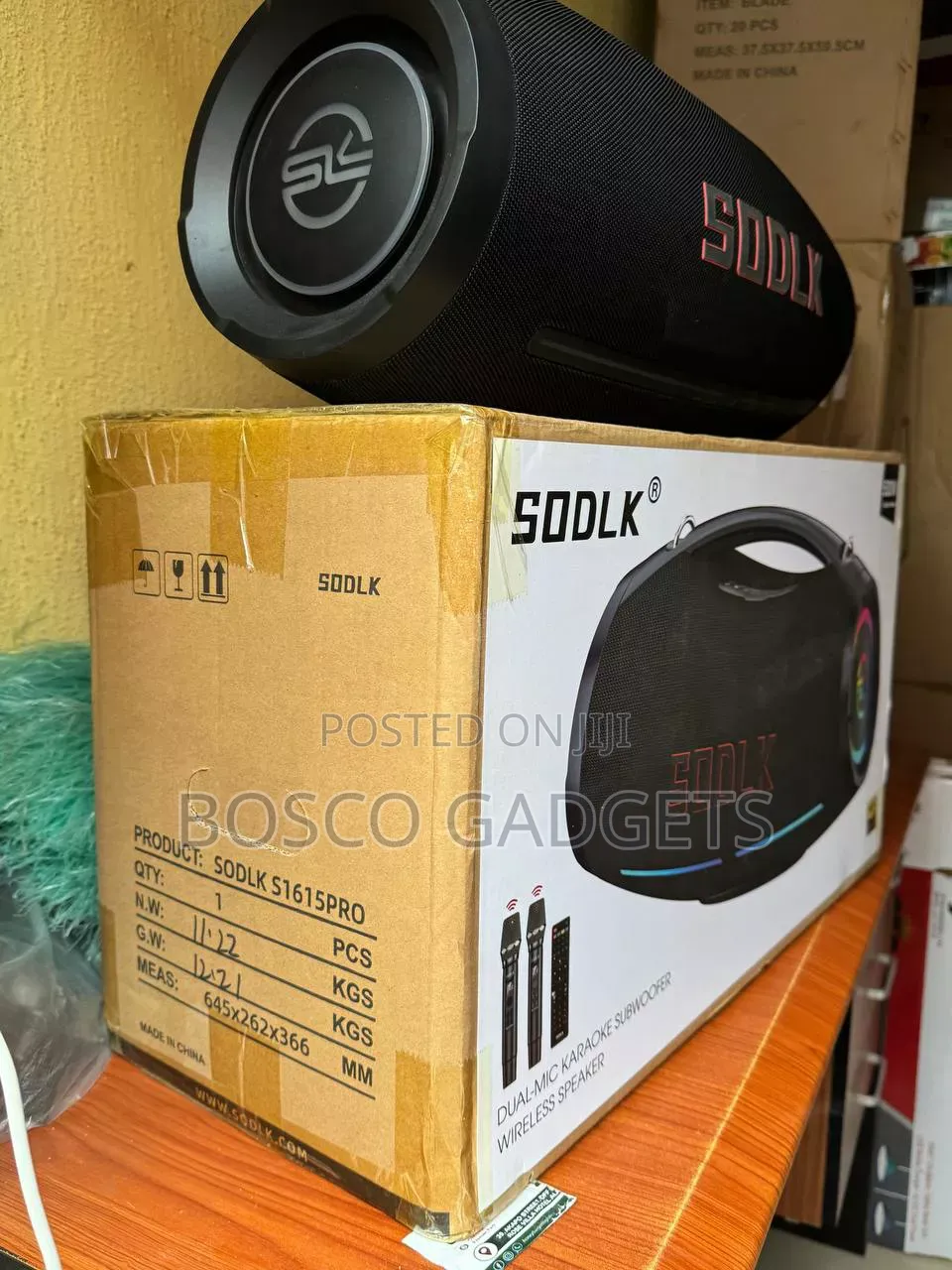 SODLK S1615PRO Dual-Mic Karaoke Subwoofer Wireless Speaker