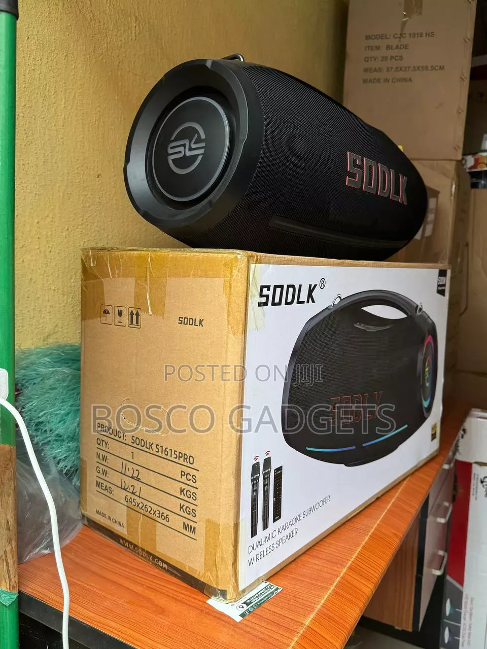 SODLK S1615PRO Dual-Mic Karaoke Subwoofer Wireless Speaker