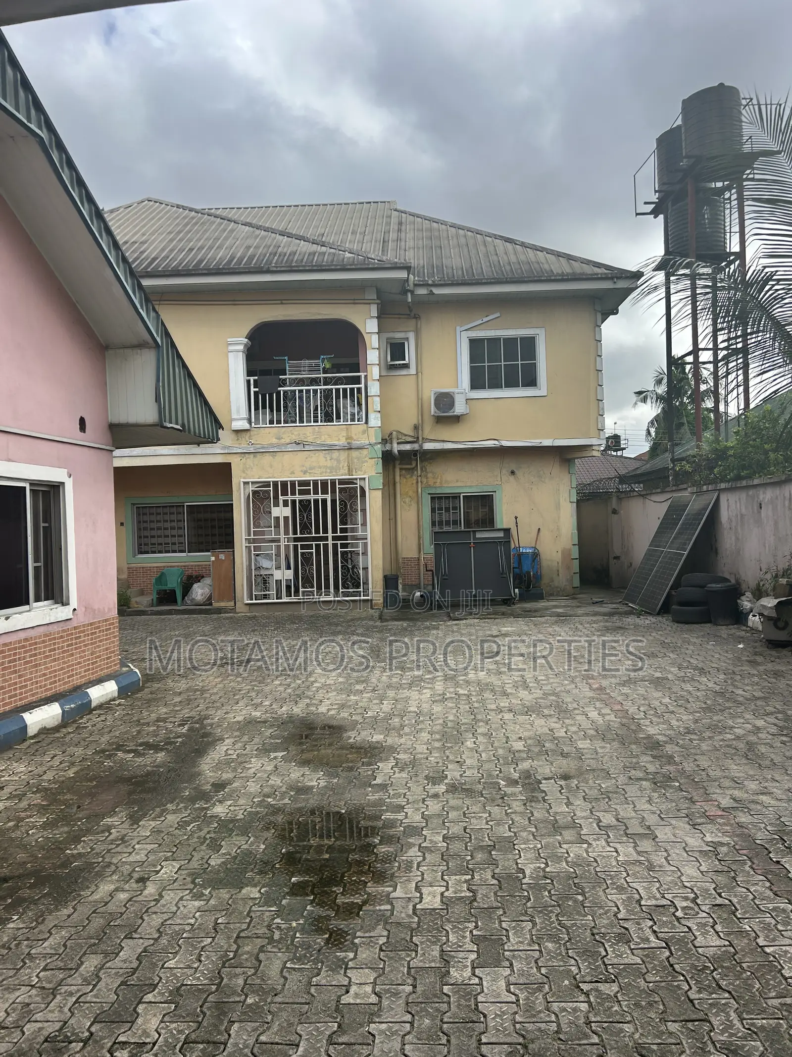 2bdrm Block of Flats in Joe Okoye Estate, Obio-Akpor for sale