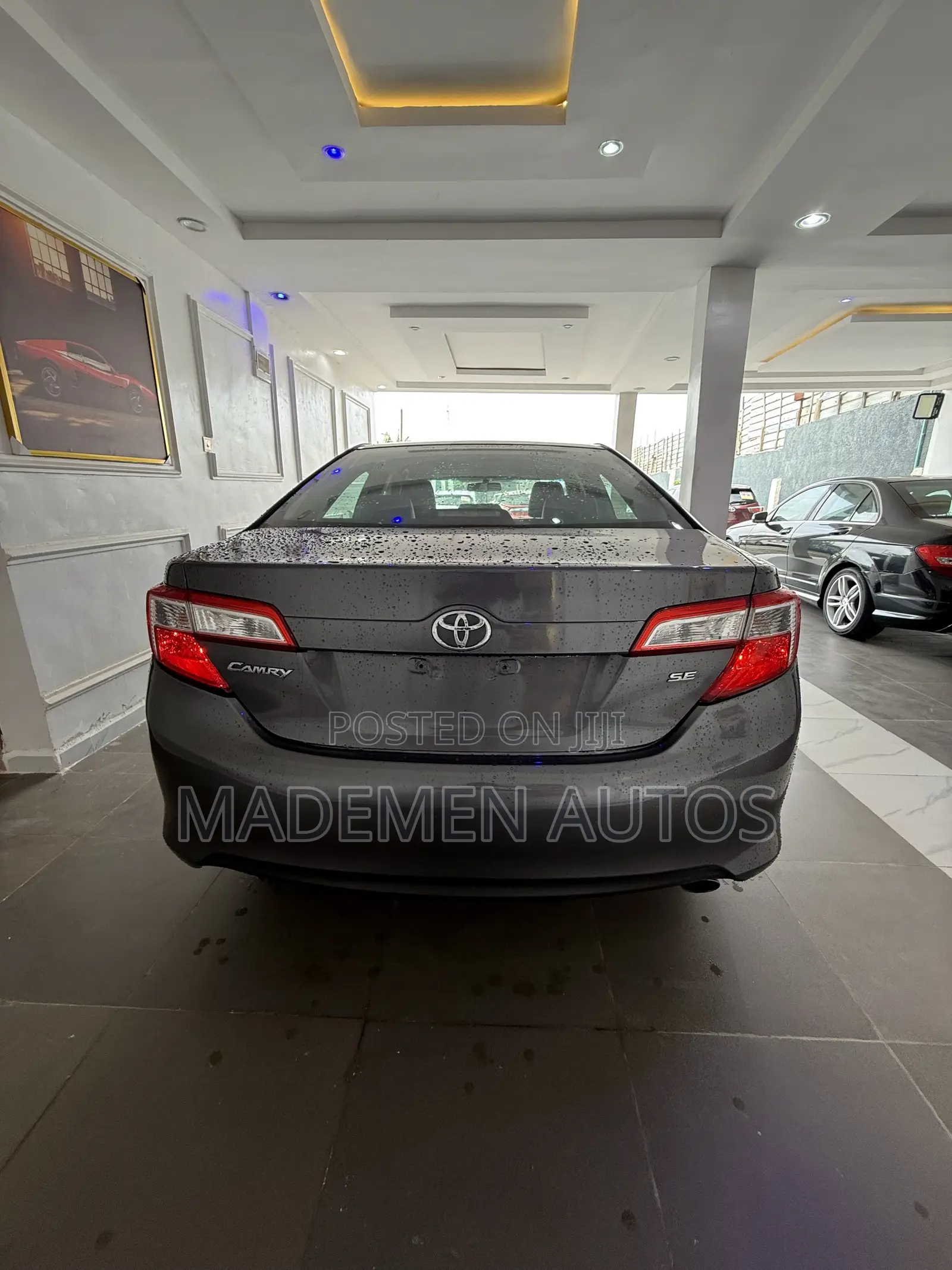 Toyota Camry SE 4dr Sedan (2.5L 4cyl 6A) 2013 Gray
