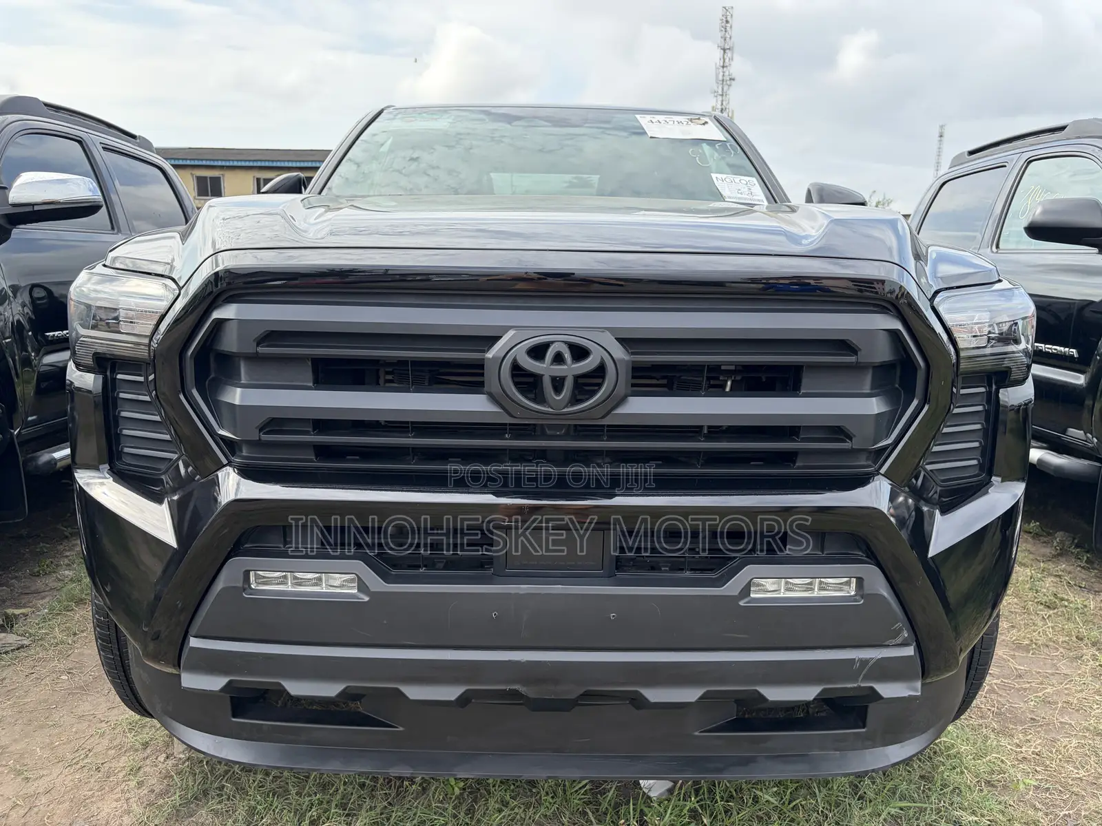 Toyota Tacoma 2025 Black