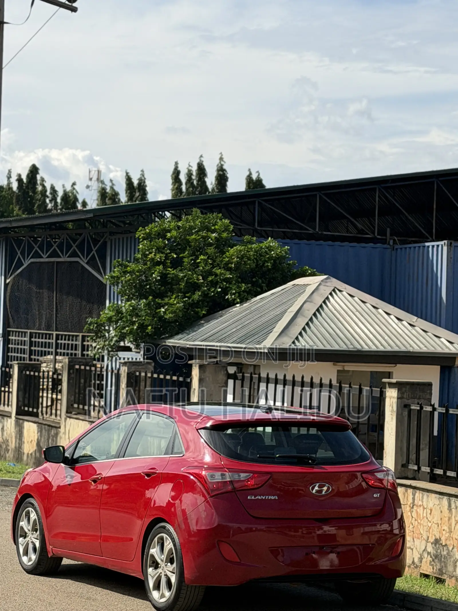 Hyundai Elantra 2013 Red