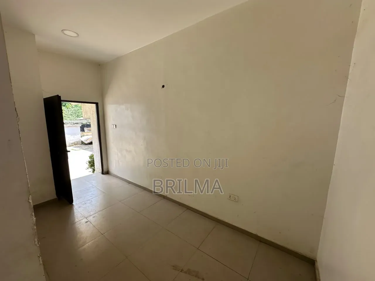 5bdrm Duplex in Wuse 2 for sale