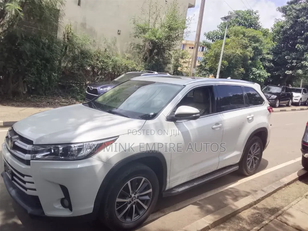 Toyota Highlander 2019 White
