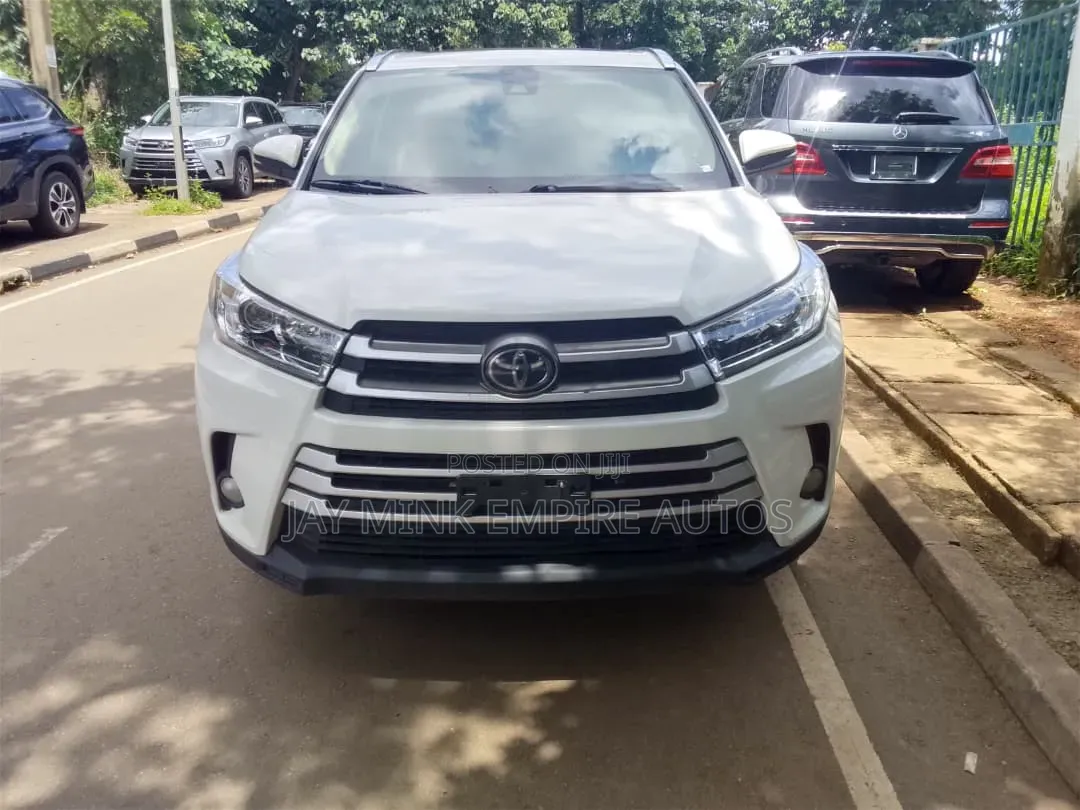 Toyota Highlander 2019 White