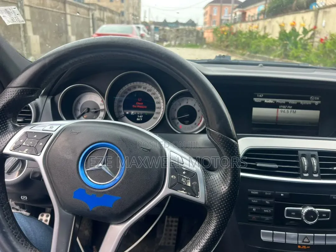 Mercedes-Benz C250 2013 Black