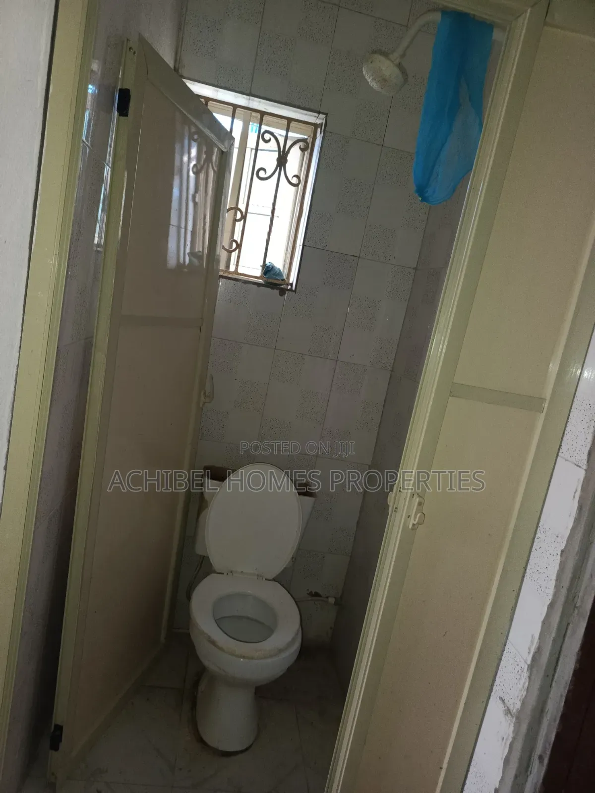 1bdrm Block of Flats in Opposite Peaceville, Lekki Phase 2 for rent