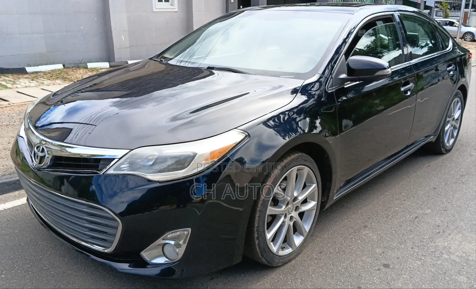 Toyota Avalon XLE Premium 4dr Sedan (3.5L 6cyl 6A) 2015 Matt Black