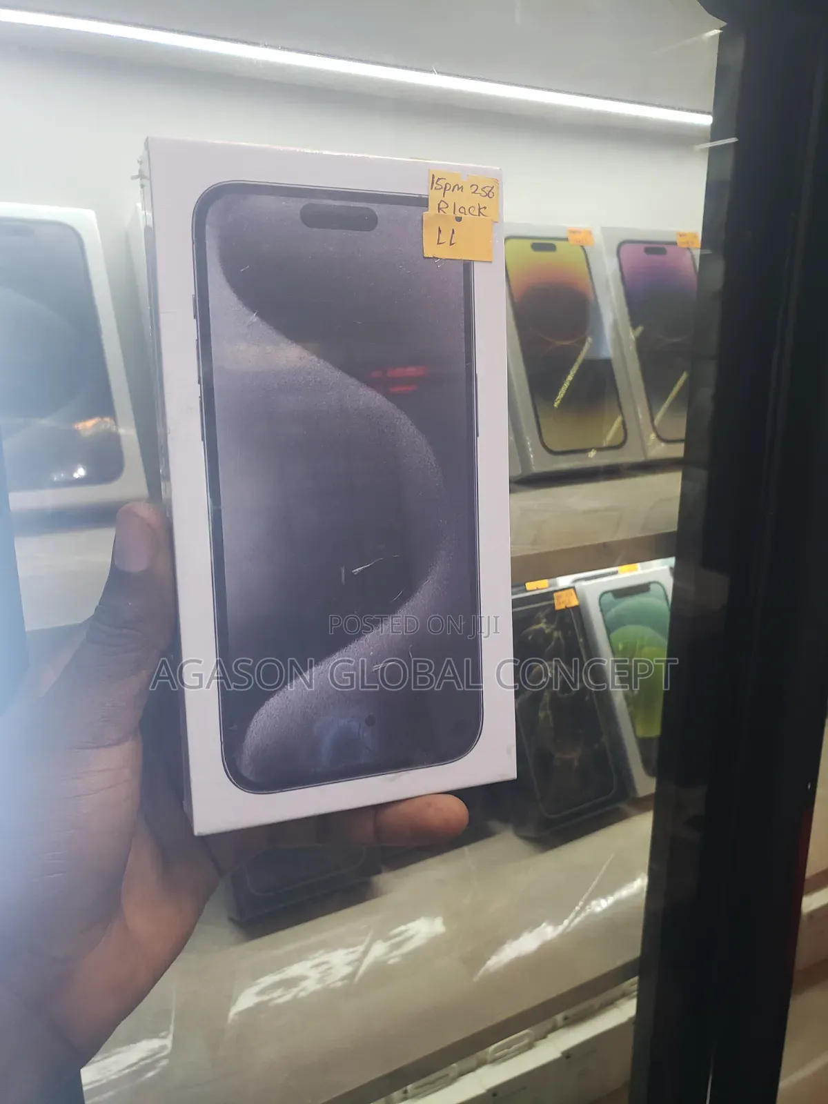 New Apple iPhone 15 Pro Max 256 GB Black