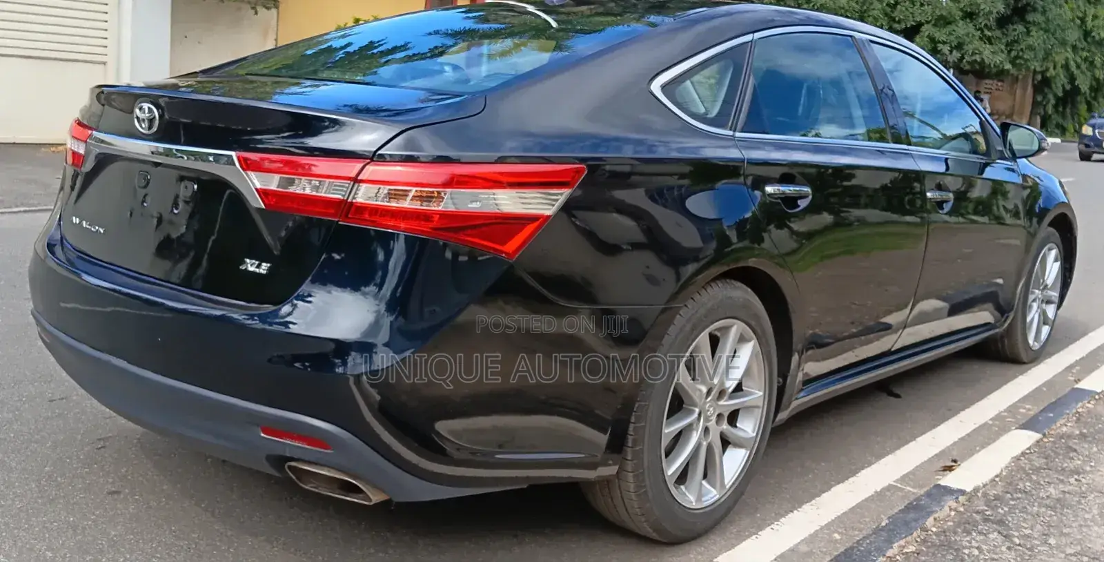Toyota Avalon XLE Premium 4dr Sedan (3.5L 6cyl 6A) 2015 Matt Black