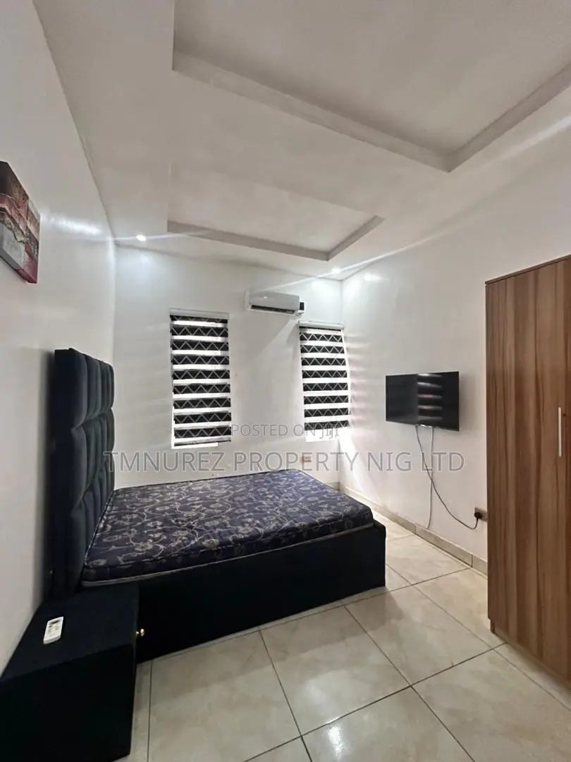 Furnished 2bdrm Apartment in Orchid Gated Estate, Chevron for rent