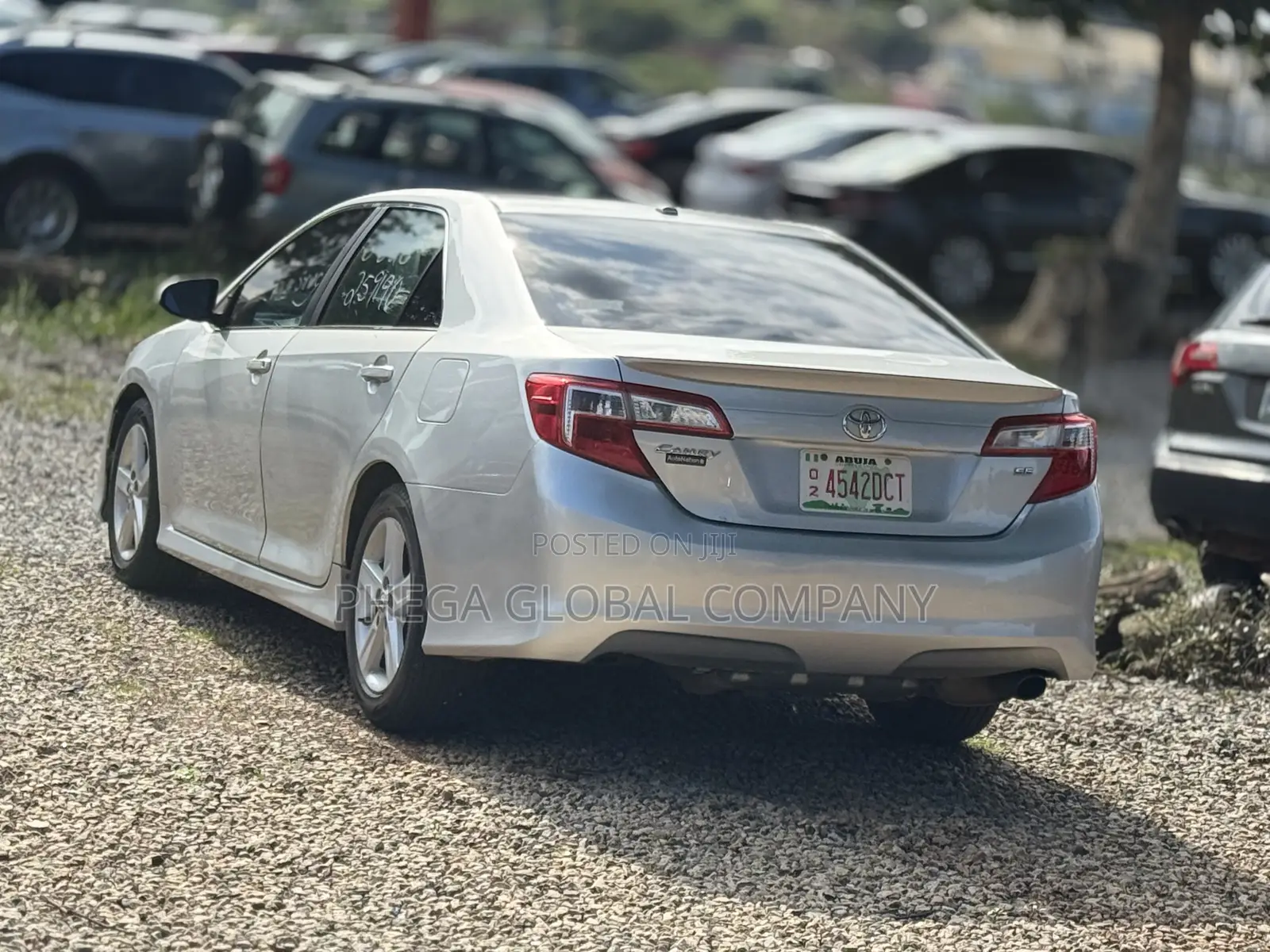 Toyota Camry SE 4dr Sedan (2.5L 4cyl 6A) 2013 Silver