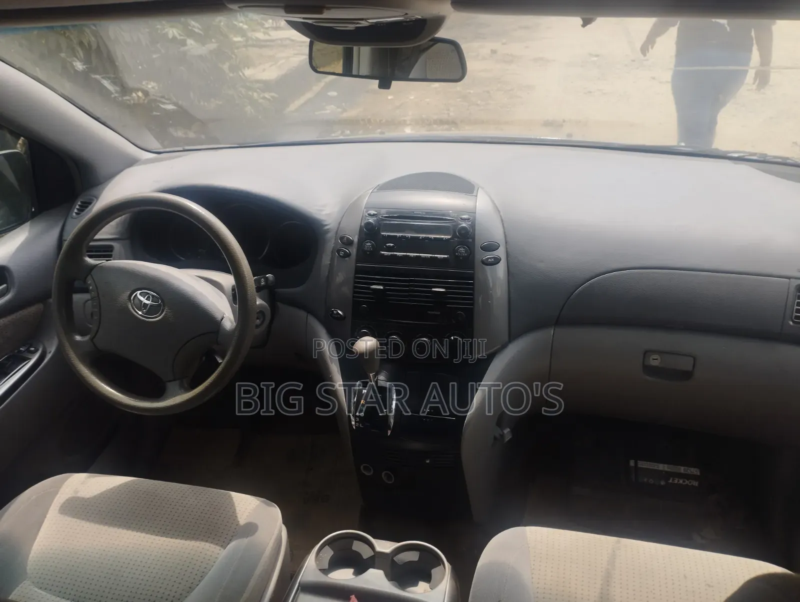 Toyota Sienna 2010 Matt Black