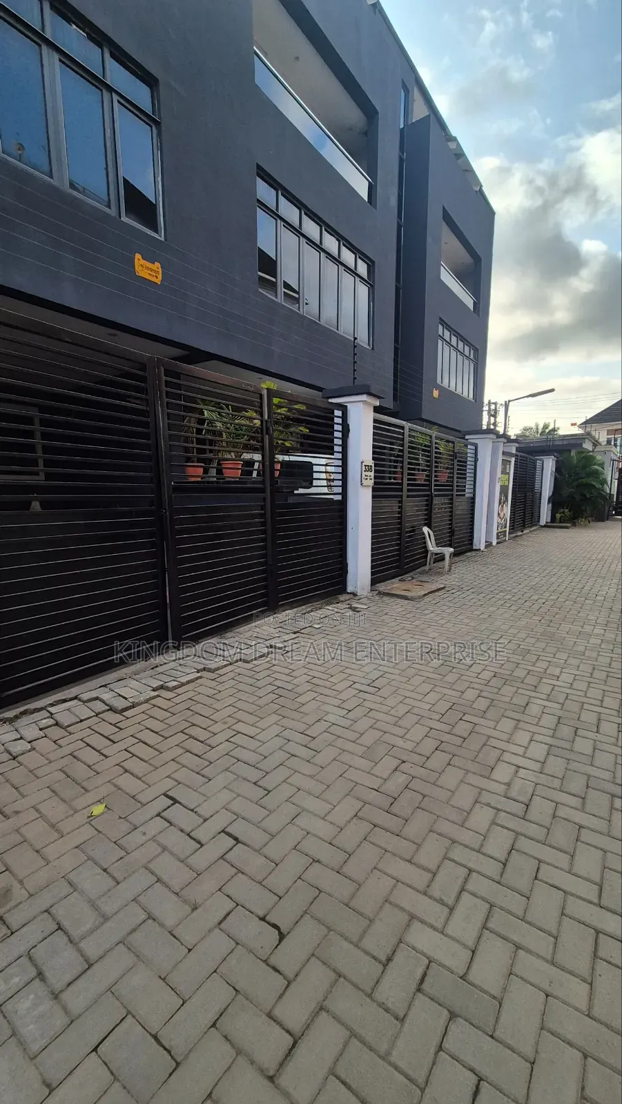 4bdrm Duplex in Ikeja Gra Lagos for rent