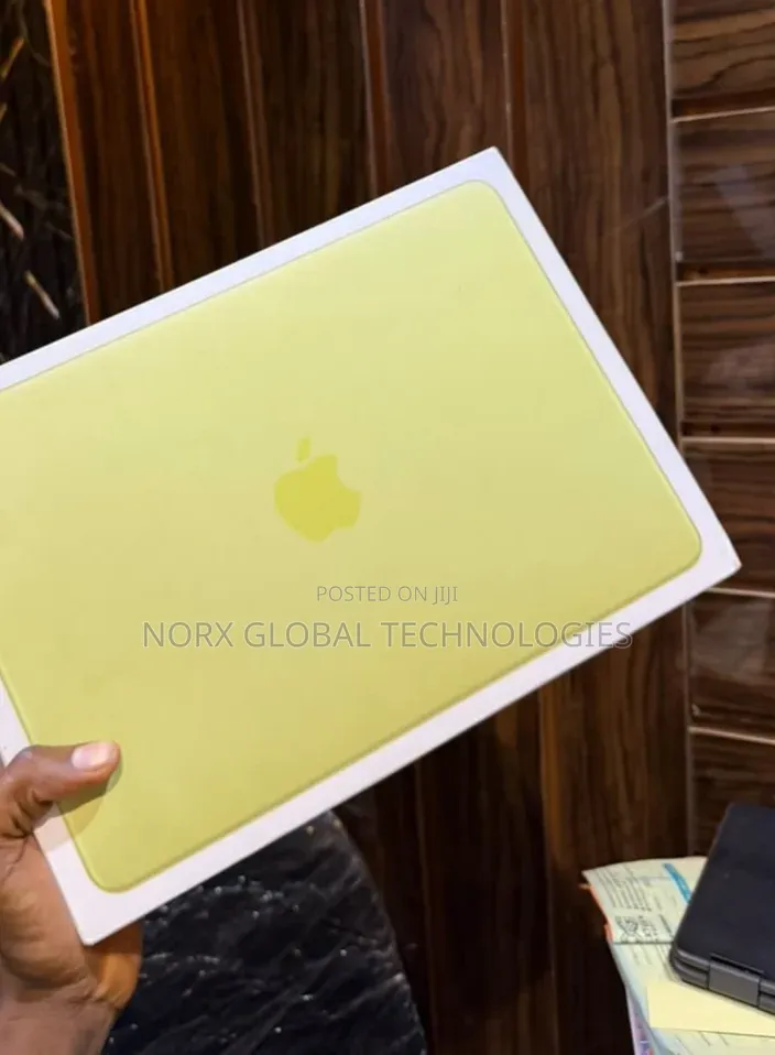 New Laptop Apple MacBook Neo 2026 8GB SSD 256GB