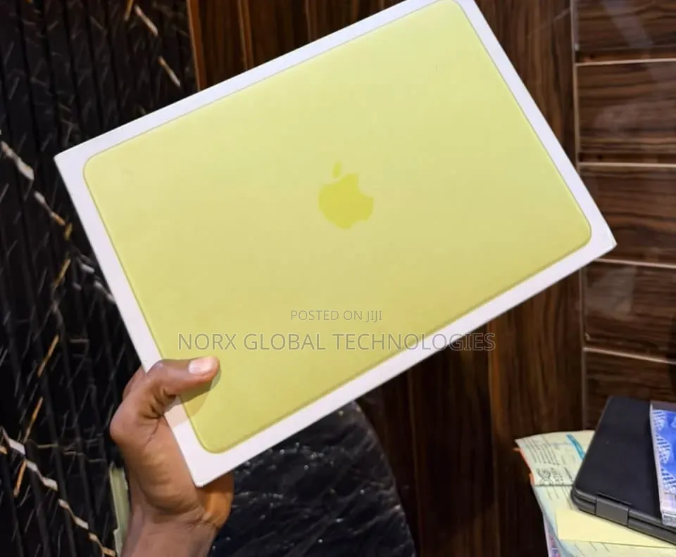 New Laptop Apple MacBook Neo 2026 8GB SSD 256GB