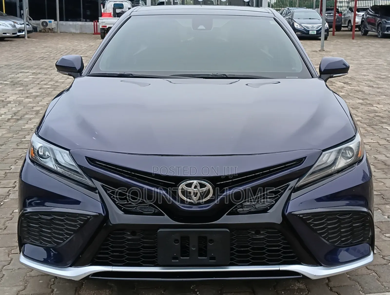 Toyota Camry XSE V6 2022 Blue