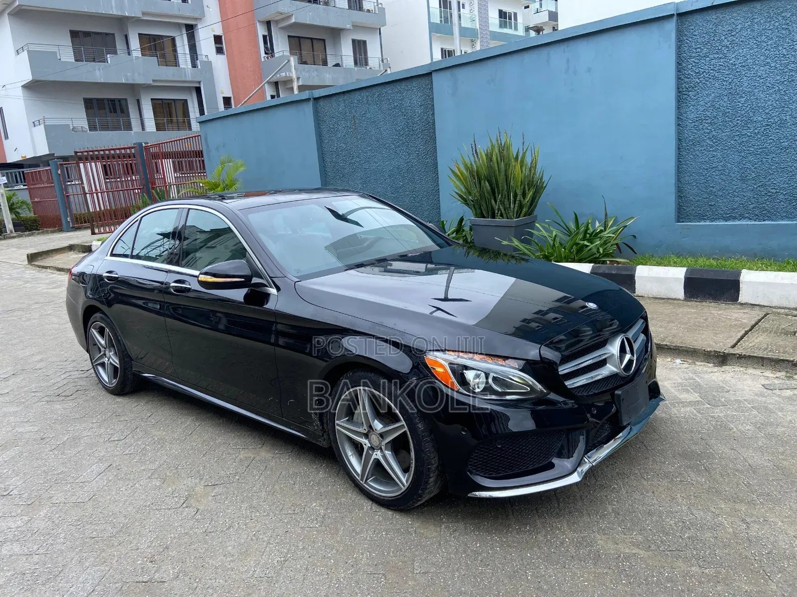 Mercedes-Benz C300 2015 Black